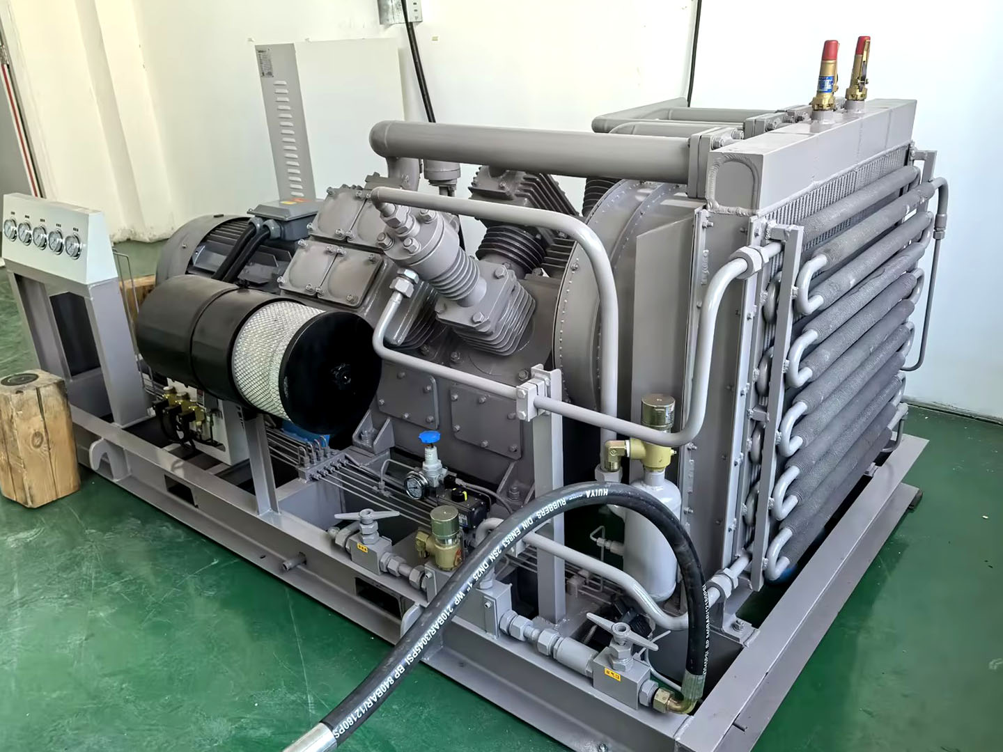 Ang high-pressure piston machine ng GESO ay tumutulong sa isang pangunahing pang-industriya na unibersidad upang maabot ang mga bagong taas sa pananaliksik na pang-agham!