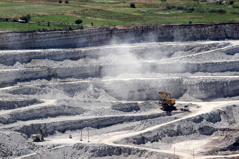 Ano ang papel na ginagampanan ng air compressor sa proseso ng pagmimina?